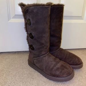 UGG Bailey Button Triplet